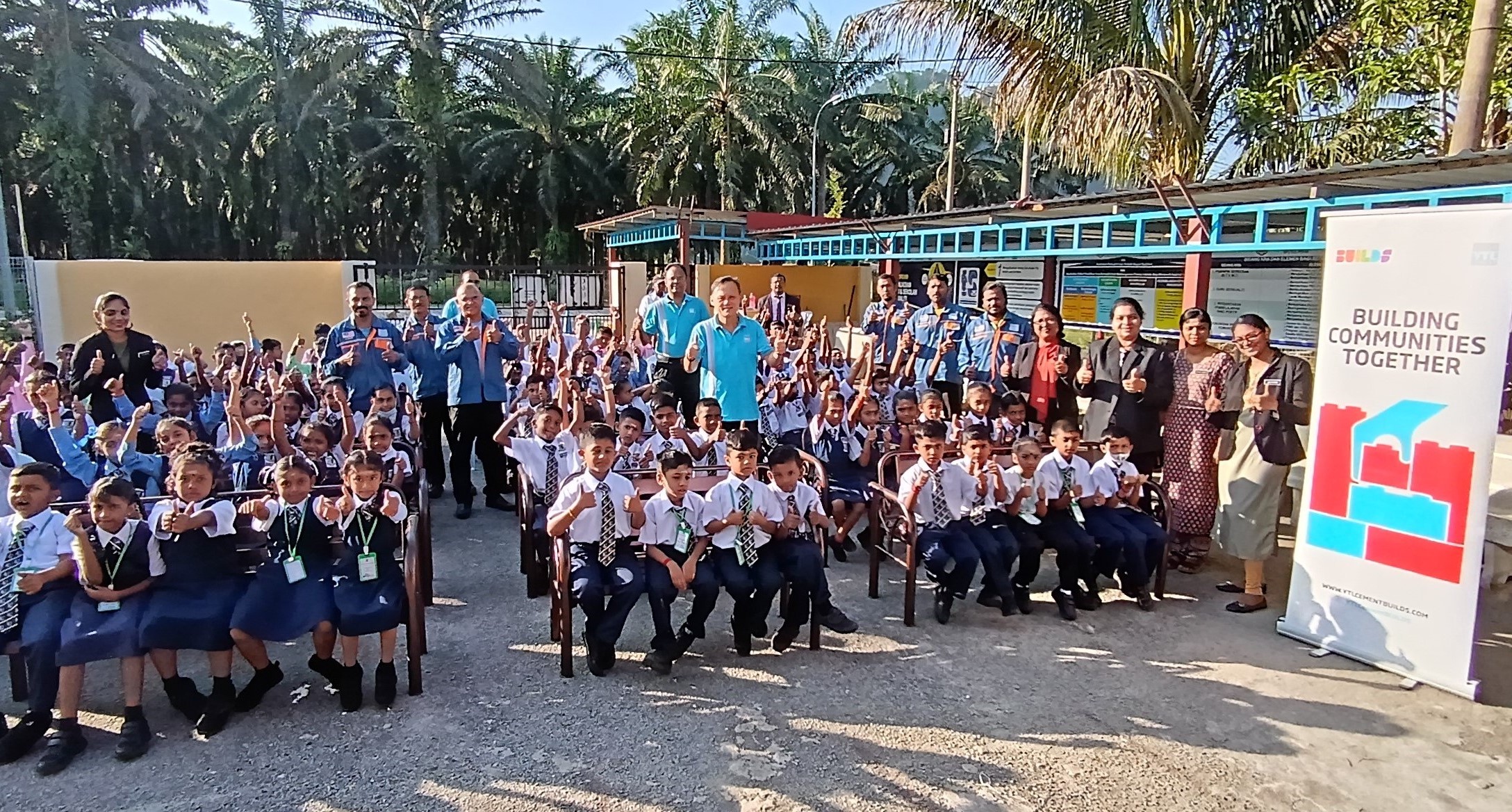 Kanthan and Langkawi Plants Bring Cheer to Students Through Back-to-School Programme